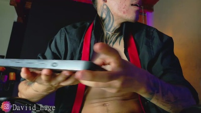 david_huge live cam on Cam4