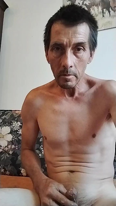 davidgarmin4 live cam on Cam4