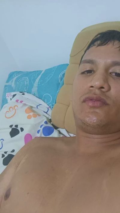 davidm11 live cam on Cam4