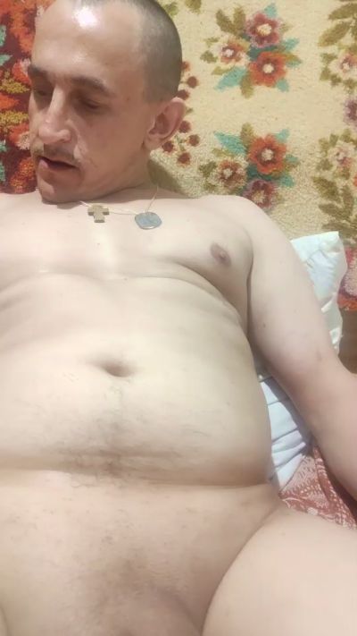 davidovdima35 live cam on Cam4