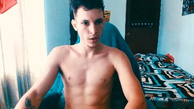 davidsalazar33 live cam on Cam4