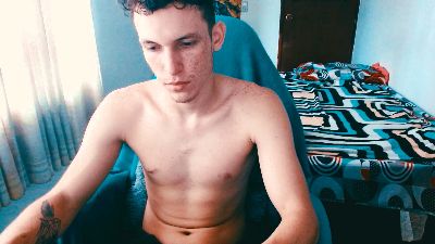 davidsalazar33 live cam on Cam4