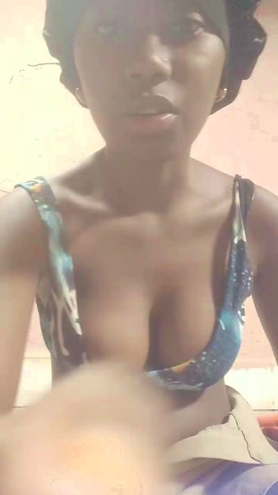 dayanah2 live cam on Cam4