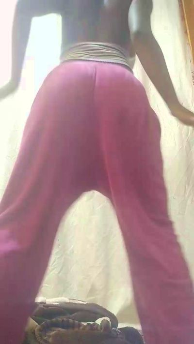 dayanah2 live cam on Cam4
