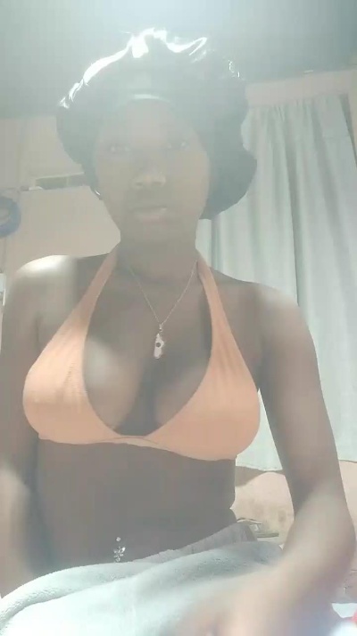dayanah2 live cam on Cam4