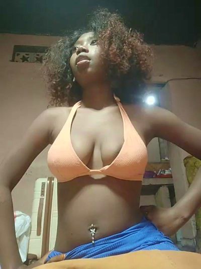 dayanah2 live cam on Cam4