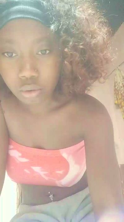 dayanah2 live cam on Cam4