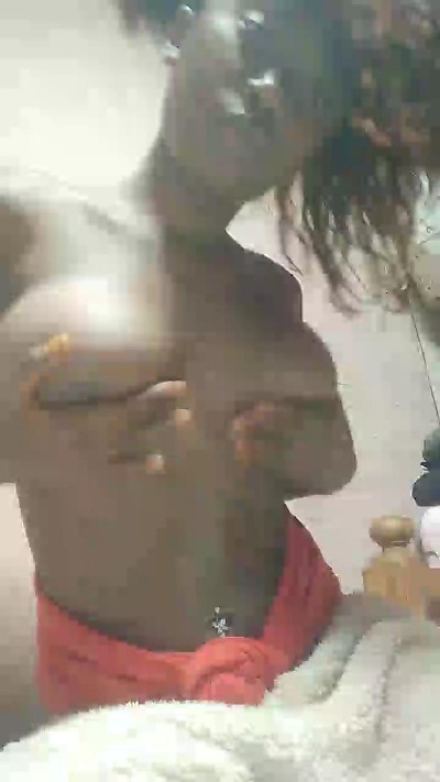 dayanah2 live cam on Cam4