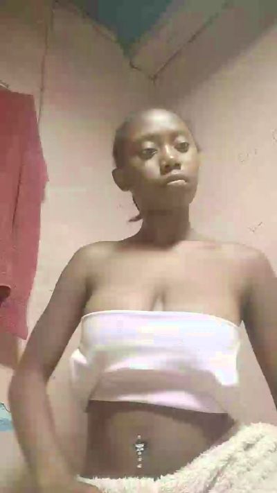 dayanah2 live cam on Cam4