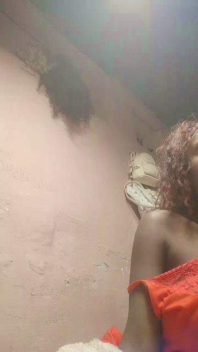 dayanah2 live cam on Cam4