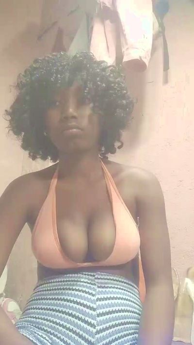dayanah2 live cam on Cam4