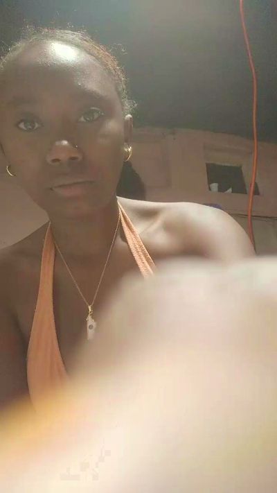 dayanah2 live cam on Cam4
