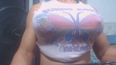 dayanamuscle live cam on Cam4