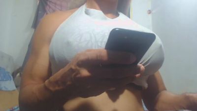 dayanamuscle live cam on Cam4
