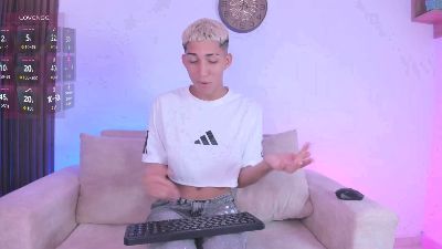 deamond_doll7 live cam on Cam4