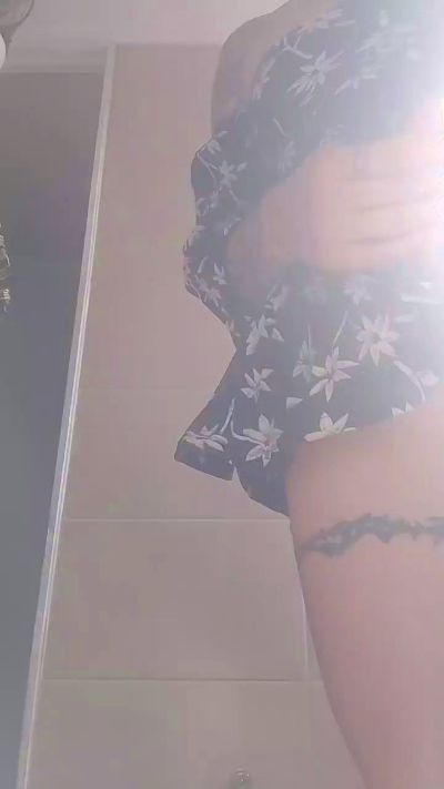 debora_sutil live cam on Cam4
