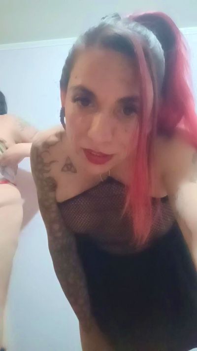 debora_sutil live cam on Cam4