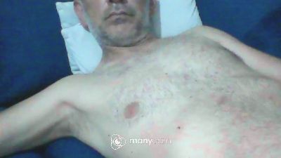 dely_dolu live cam on Cam4