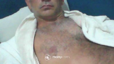 dely_dolu live cam on Cam4