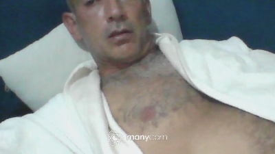 dely_dolu live cam on Cam4