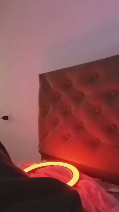 dennicolo live cam on Cam4