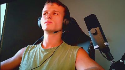 dennisdillon live cam on Cam4