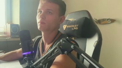 dennisdillon live cam on Cam4