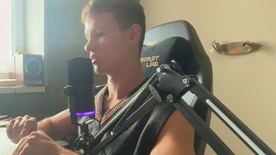 dennisdillon live cam on Cam4