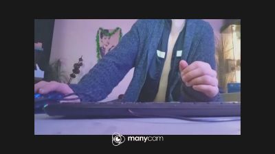 derdino84 live cam on Cam4