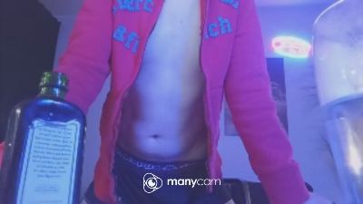 derdino84 live cam on Cam4