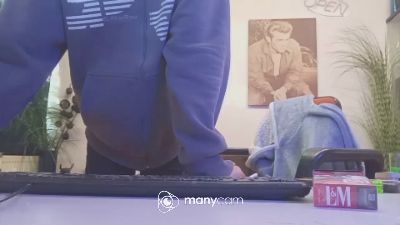 derdino84 live cam on Cam4