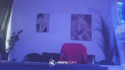derdino84 live cam on Cam4