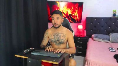 dereck_karte live cam on Cam4