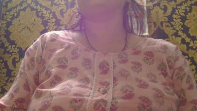desireena2 live cam on Cam4