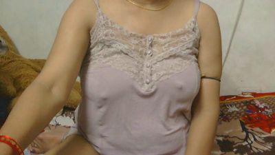 desireena2 live cam on Cam4