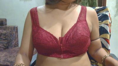 desireena2 live cam on Cam4