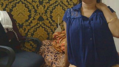 desireena2 live cam on Cam4