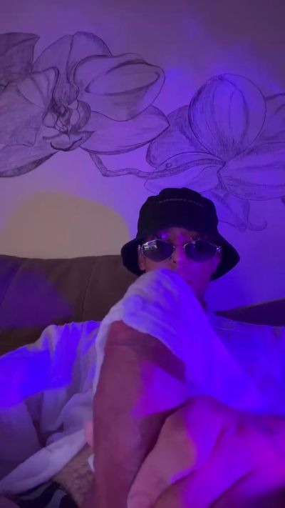 destorjak live cam on Cam4
