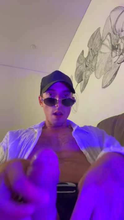 destorjak live cam on Cam4