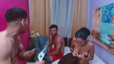 destroy_girls live cam on Cam4