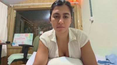 deusaludovica live cam on Cam4