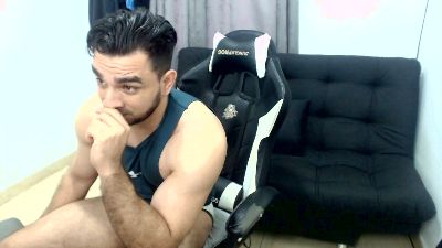 deuxes live cam on Cam4
