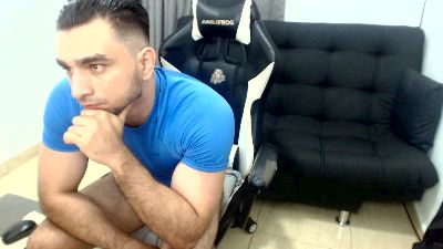 deuxes live cam on Cam4