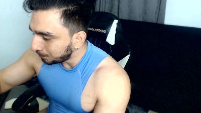 deuxes live cam on Cam4