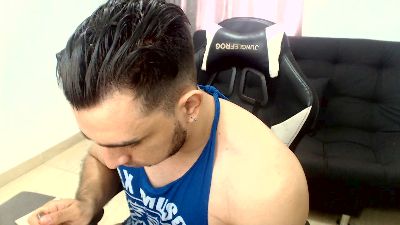deuxes live cam on Cam4