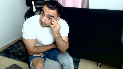 deuxes live cam on Cam4