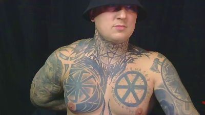 devilwithtats live cam on Cam4