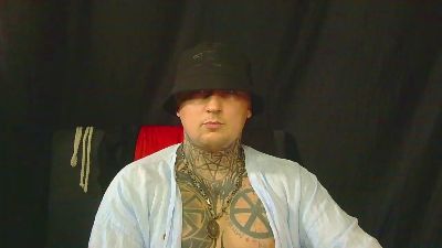devilwithtats live cam on Cam4