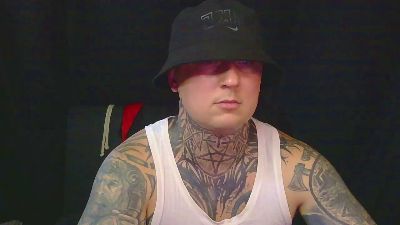 devilwithtats live cam on Cam4