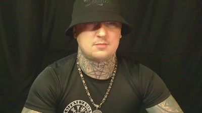 devilwithtats live cam on Cam4